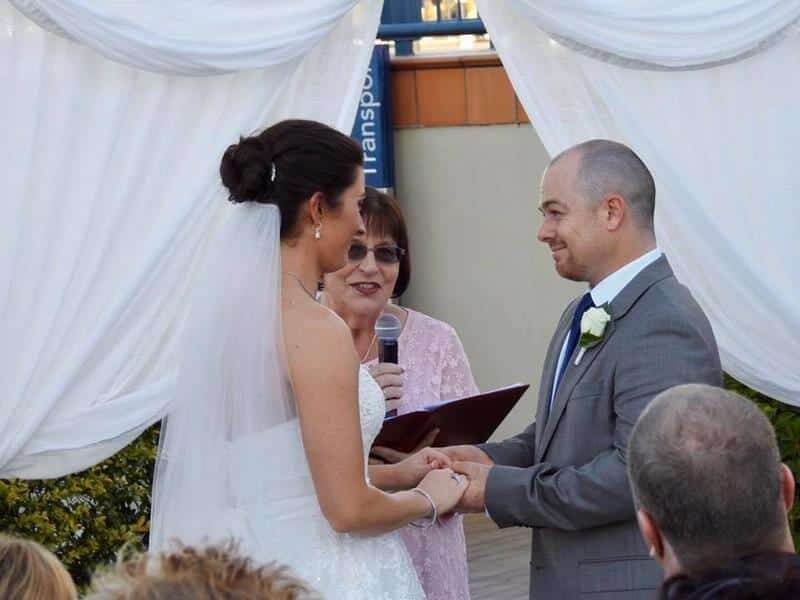 5895213_14_Ceremony1.jpg