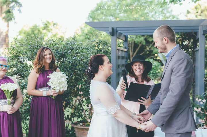6547143_13_action-shot-from-wedding.jpg