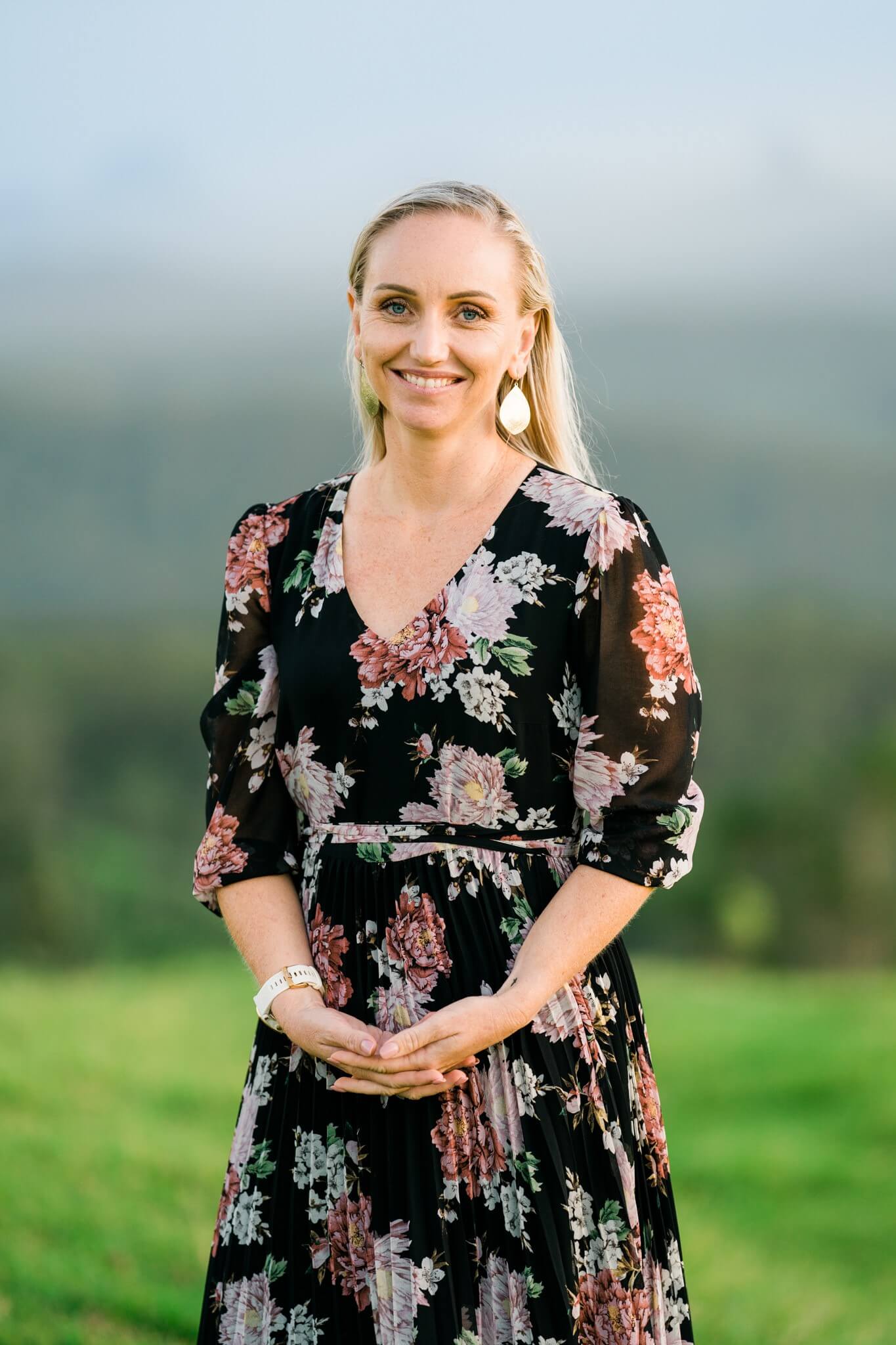 Brisbane-Celebrant-Bec.jpg