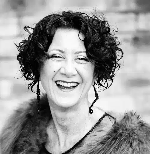 Tina-Maree Lee Sye photo 1