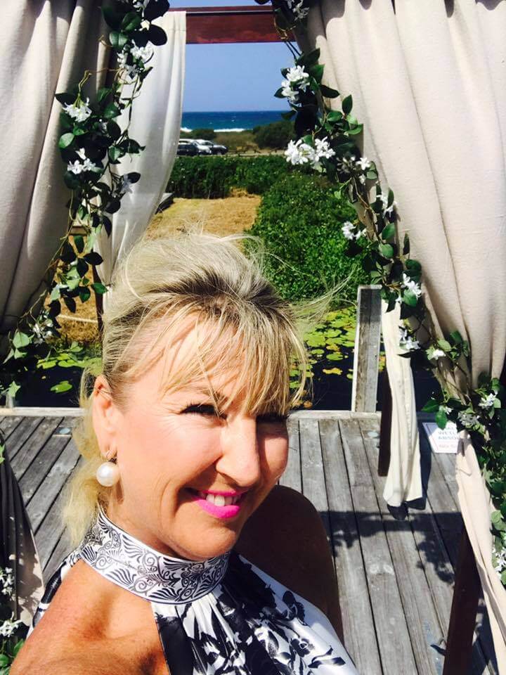 Gillian Barlow photo 6