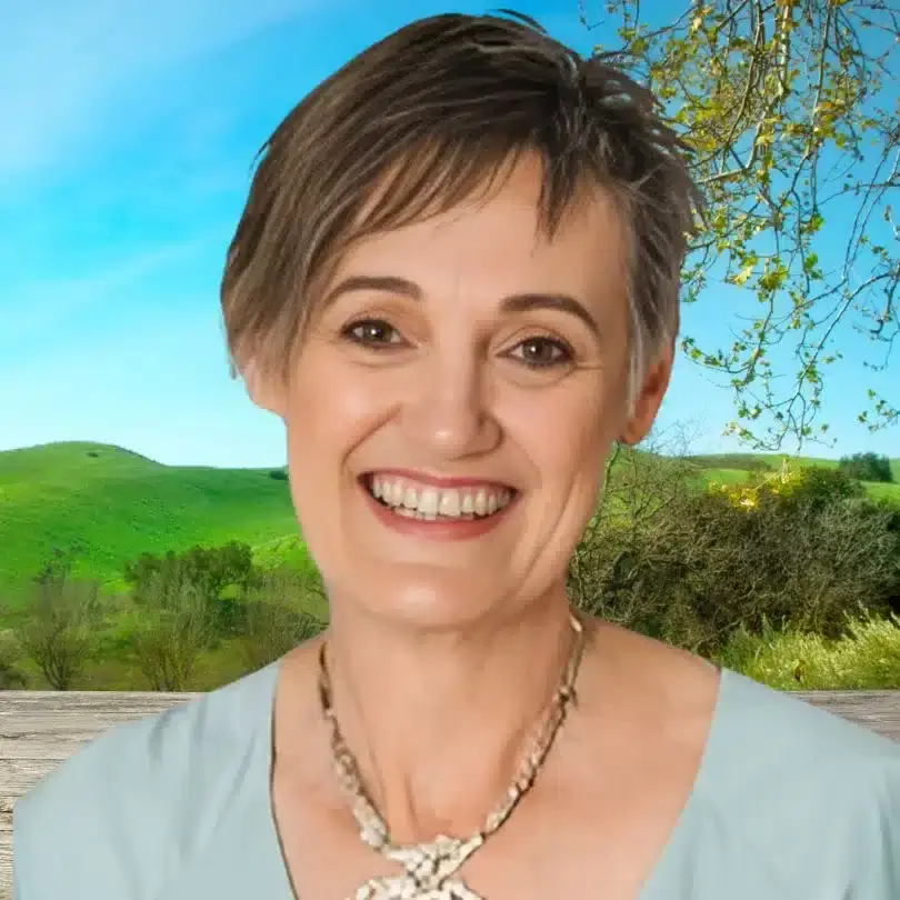 Glenda Clarke photo 1