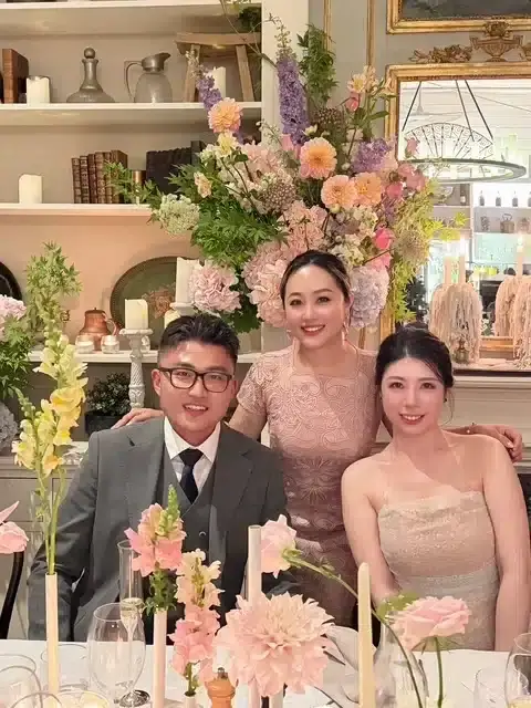 Jane Li gallery photo 13